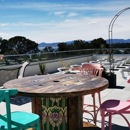 Mobil Home Neuf Camping L Ile Dor Plage St Raphael Avec Piscine Сен-Рафаэль Экстерьер фото