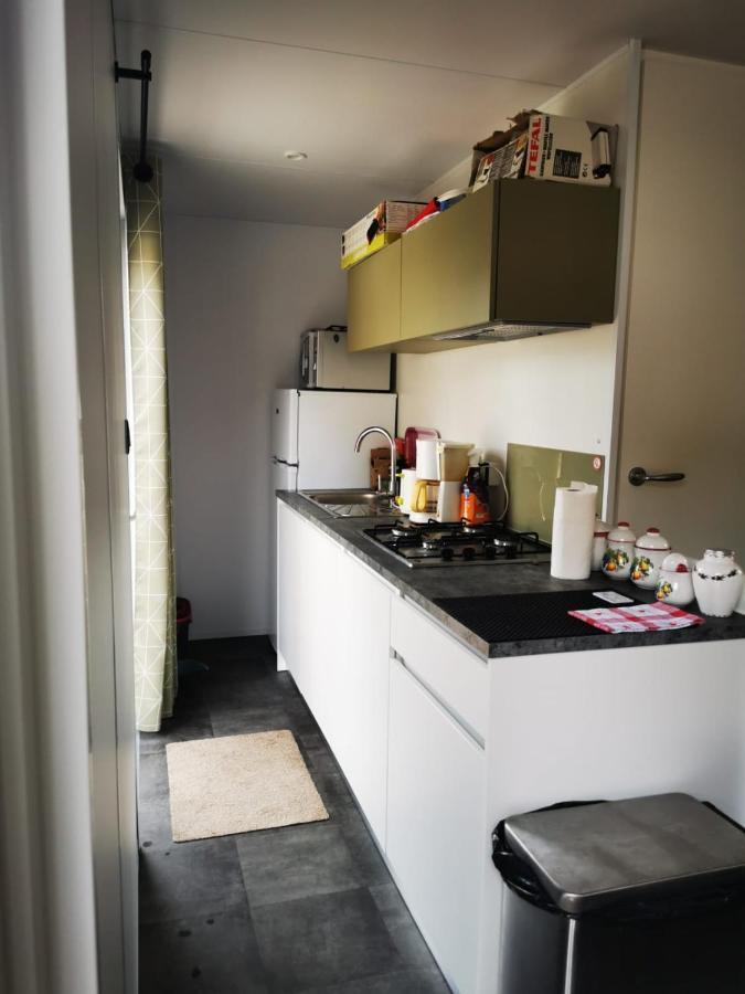 Mobil Home Neuf Camping L Ile Dor Plage St Raphael Avec Piscine Сен-Рафаэль Экстерьер фото